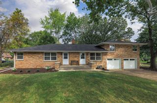 117 E 6th Avenue, Naperville, IL 60563