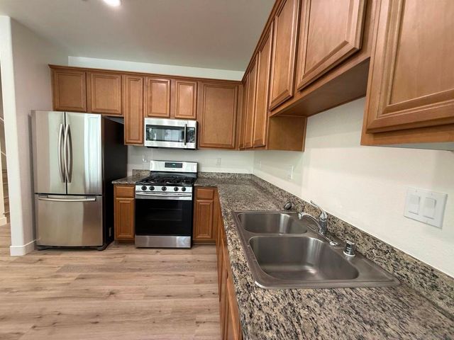 387 Connecticut, El Cajon, CA 92020