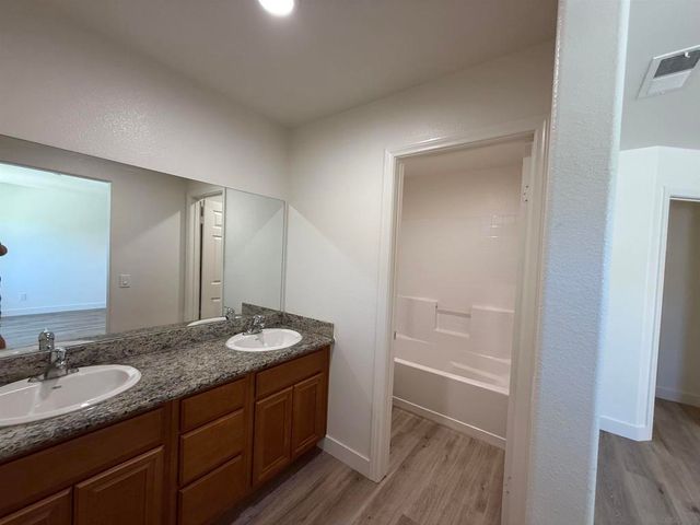 387 Connecticut, El Cajon, CA 92020