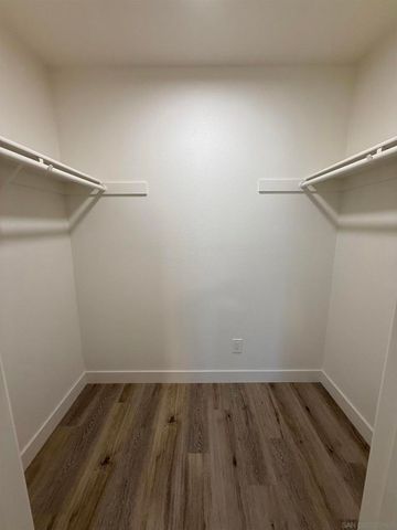 387 Connecticut, El Cajon, CA 92020