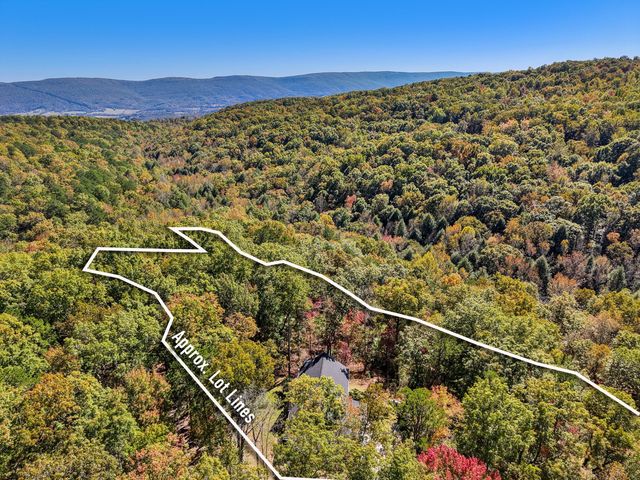 195 Deep Woods Drive, Dunlap, TN 37327