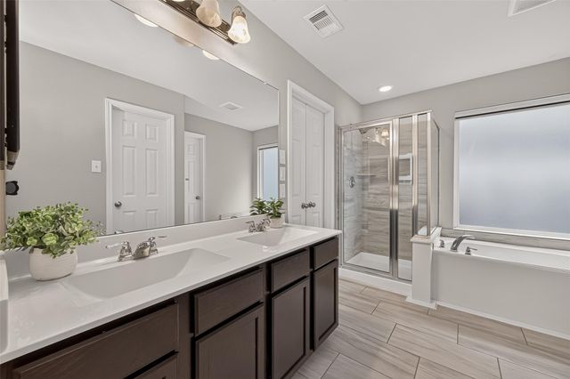 2122 Artic Loon Drive, Conroe, TX 77385