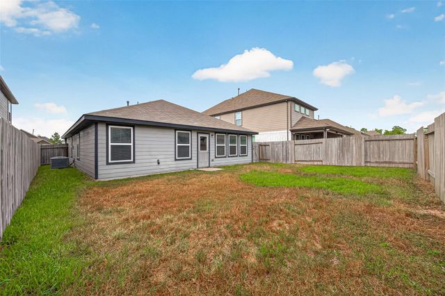 2122 Artic Loon Drive, Conroe, TX 77385