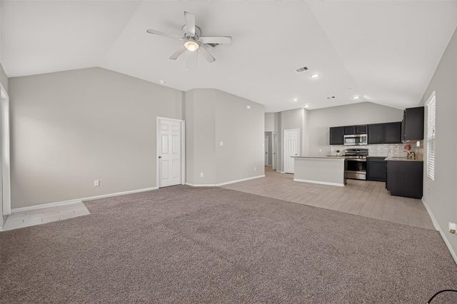2122 Artic Loon Drive, Conroe, TX 77385