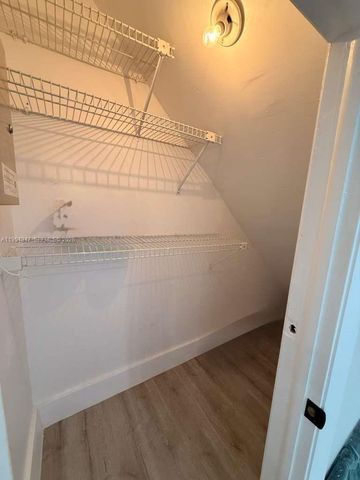 7064 Woodmont Ave, Tamarac, FL 33321