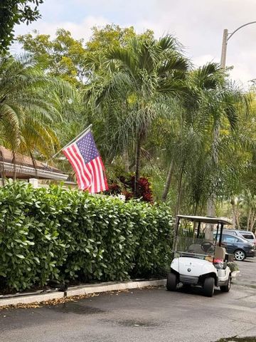 7064 Woodmont Ave, Tamarac, FL 33321