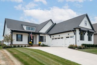 16404 Grand Cypress Drive, Noblesville, IN 46060