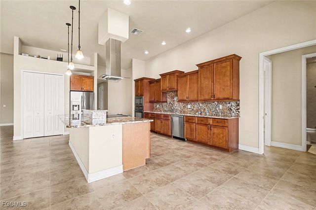 866 Cal Cove DR, Fort Myers, FL 33919