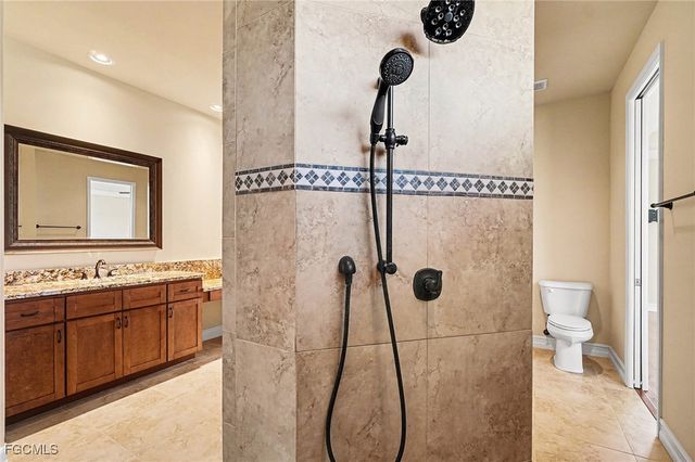 866 Cal Cove DR, Fort Myers, FL 33919