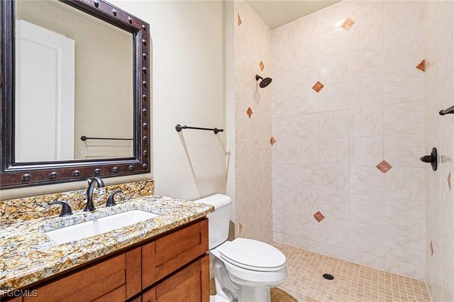 866 Cal Cove DR, Fort Myers, FL 33919