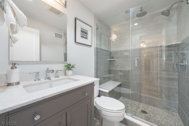 17 Shady Ln, Fanwood Boro, NJ 07023