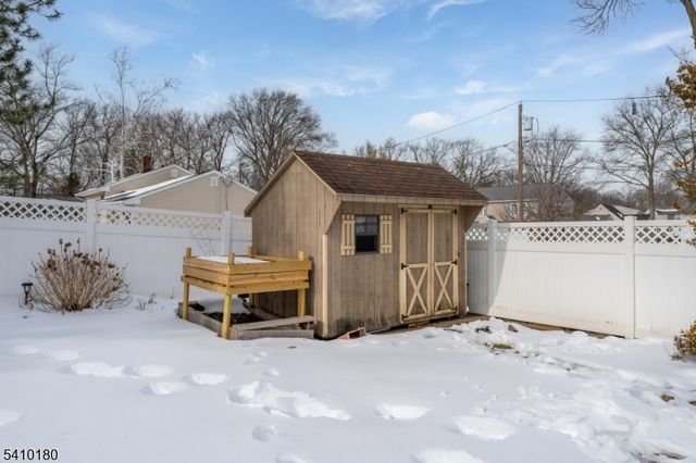 17 Shady Ln, Fanwood Boro, NJ 07023