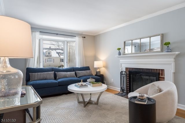 17 Shady Ln, Fanwood Boro, NJ 07023