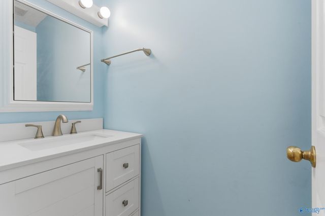 106 Golden Oak Drive NW, Huntsville, AL 35806