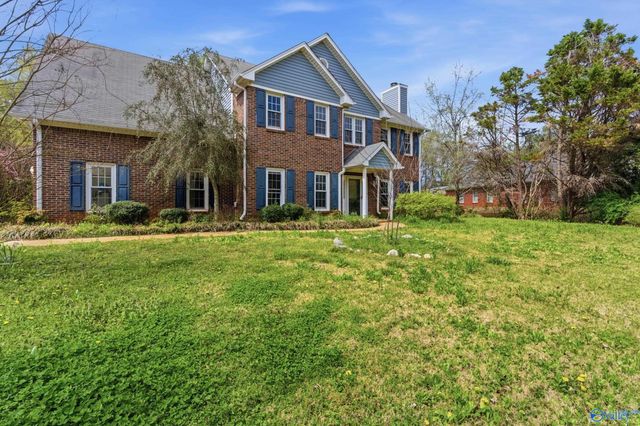 106 Golden Oak Drive NW, Huntsville, AL 35806