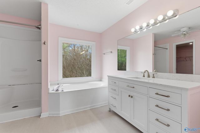 106 Golden Oak Drive NW, Huntsville, AL 35806