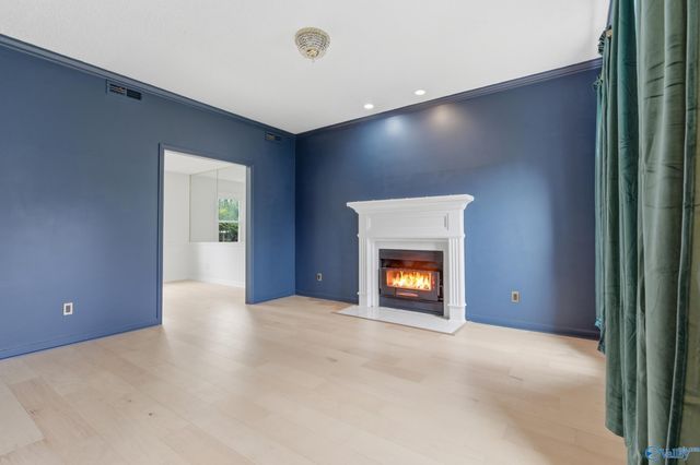 106 Golden Oak Drive NW, Huntsville, AL 35806