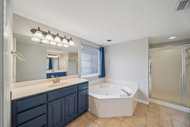 14102 E 104th Street North, Owasso, OK 74055