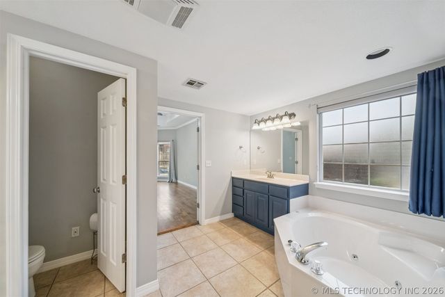 14102 E 104th Street North, Owasso, OK 74055