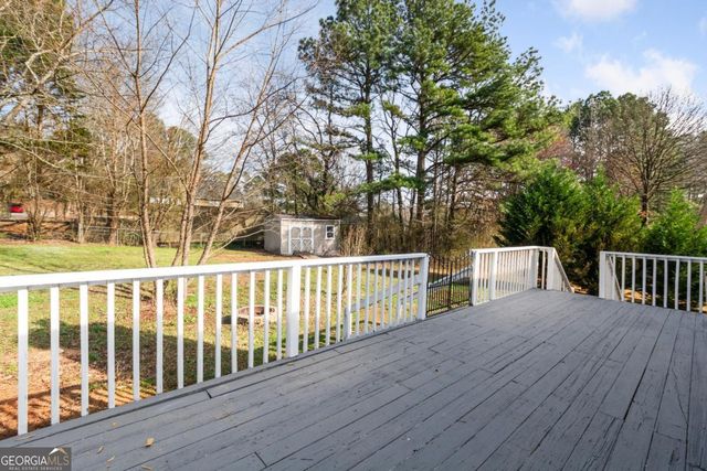 25 S Oaks Drive SE, Cartersville, GA 30121