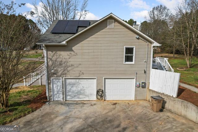 25 S Oaks Drive SE, Cartersville, GA 30121