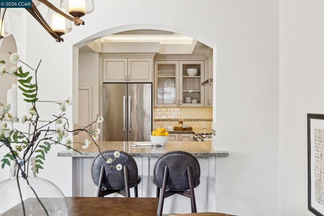 19 Danville Oak Pl, Danville, CA 94526