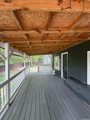 932 Wild Persimmon, San Antonio, TX 78245