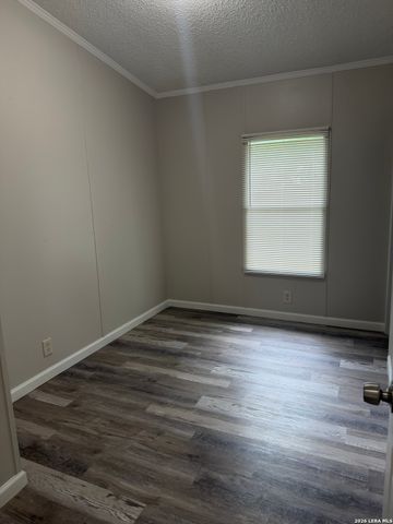 932 Wild Persimmon, San Antonio, TX 78245