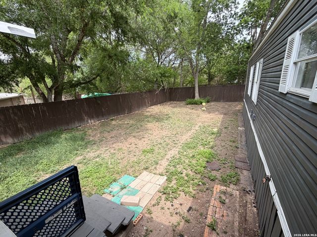 932 Wild Persimmon, San Antonio, TX 78245