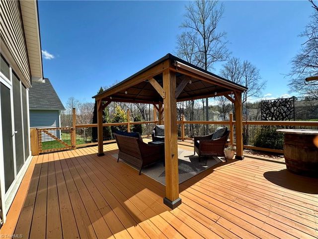 4238 Limestone Court, Clemmons, NC 27012