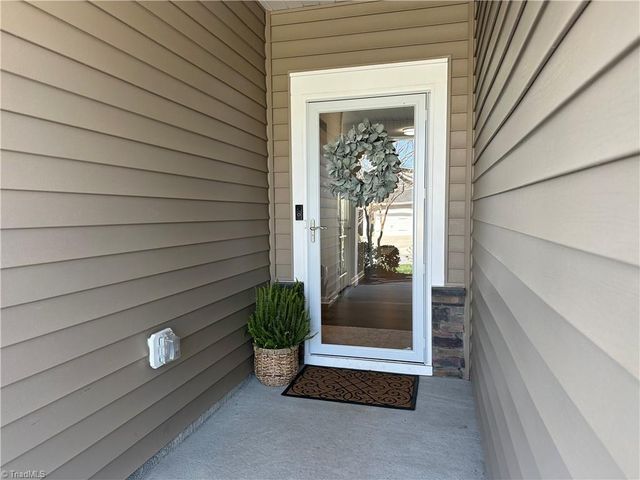 4238 Limestone Court, Clemmons, NC 27012