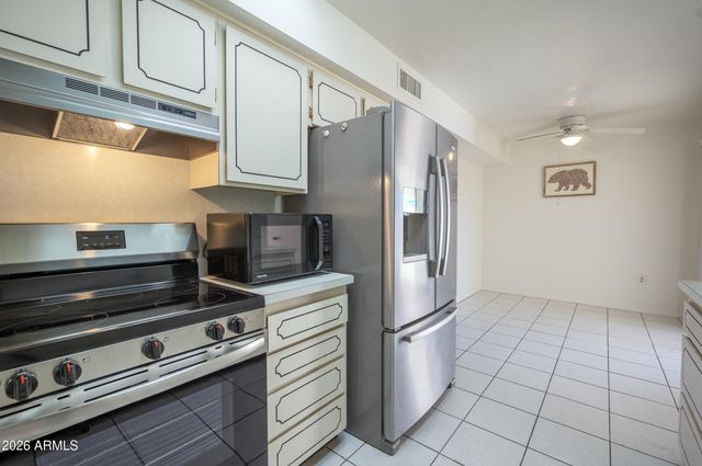 9935 W THUNDERBIRD Boulevard, Sun City, AZ 85351