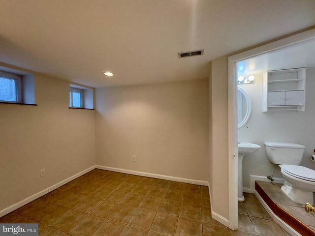 126 BURNETT ST, Baltimore, MD 21230