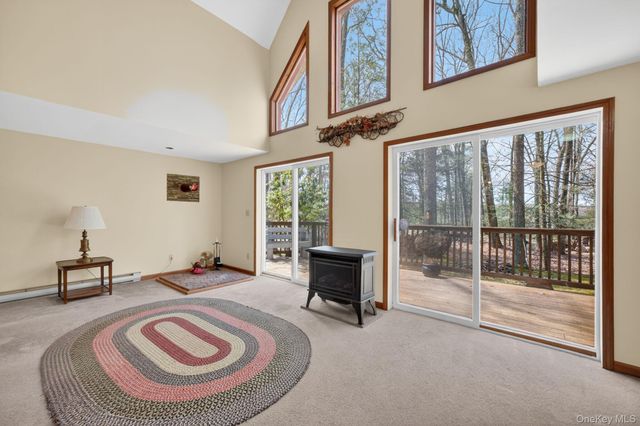 16 Canal Road, Wurtsboro, NY 12790