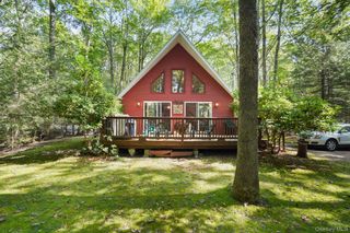 16 Canal Road, Wurtsboro, NY 12790