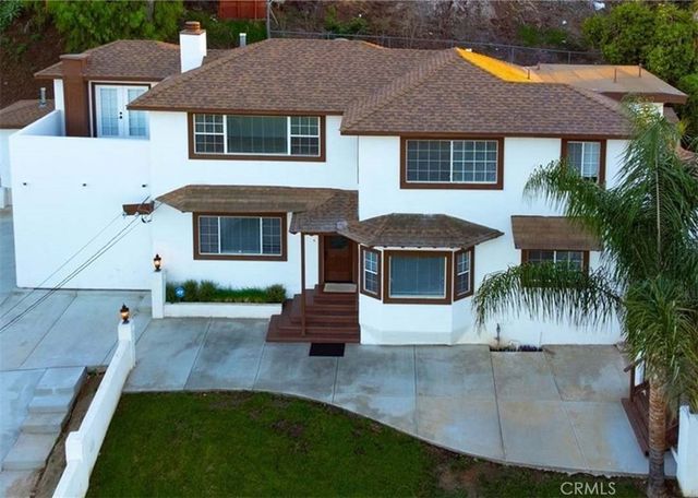 1245 Phillips Street, Vista, CA 92083