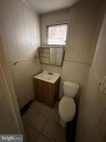 321 CANTRELL ST, Philadelphia, PA 19148