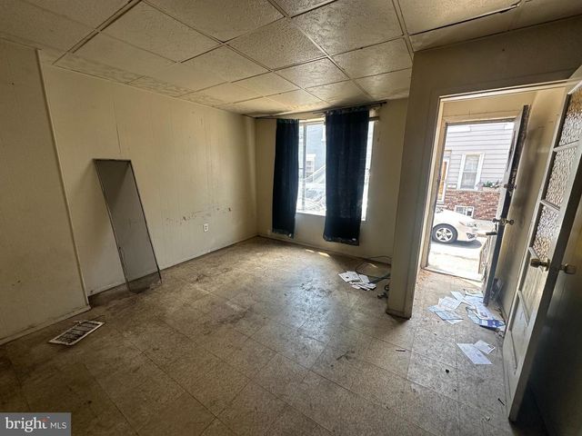 321 CANTRELL ST, Philadelphia, PA 19148