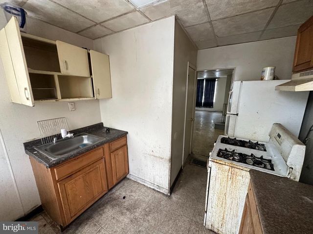 321 CANTRELL ST, Philadelphia, PA 19148