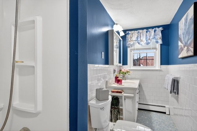 1 Vaillencourt Drive, Framingham, MA 01701