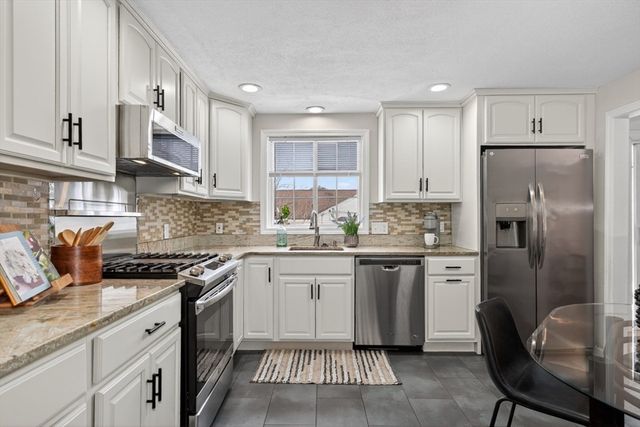 1 Vaillencourt Drive, Framingham, MA 01701