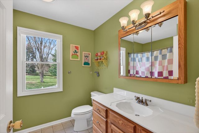 185 Hickory Hills, Marshall, MI 49068