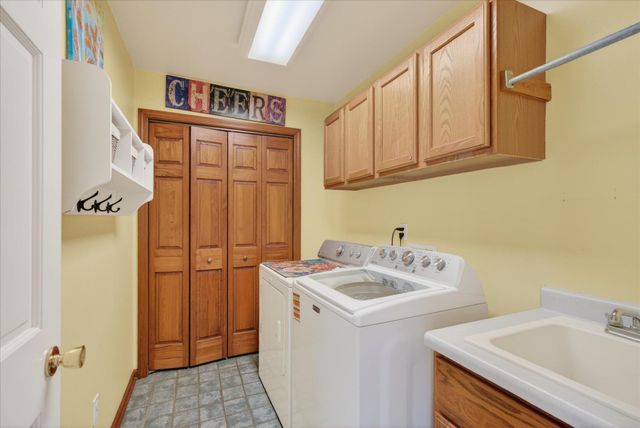 185 Hickory Hills, Marshall, MI 49068