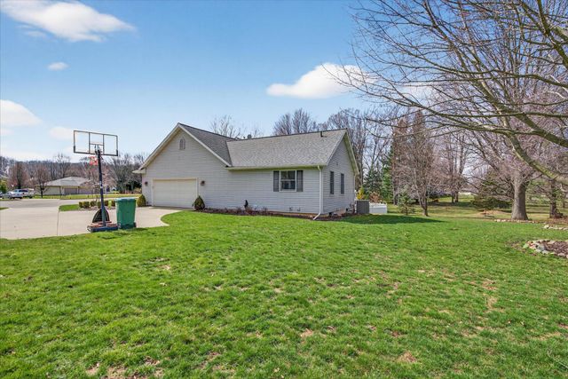 185 Hickory Hills, Marshall, MI 49068