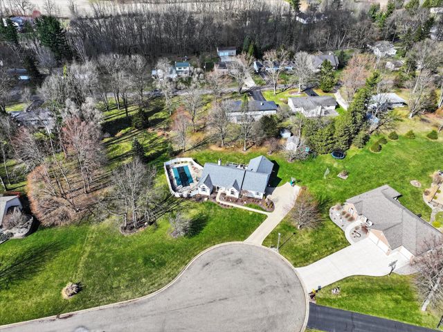 185 Hickory Hills, Marshall, MI 49068