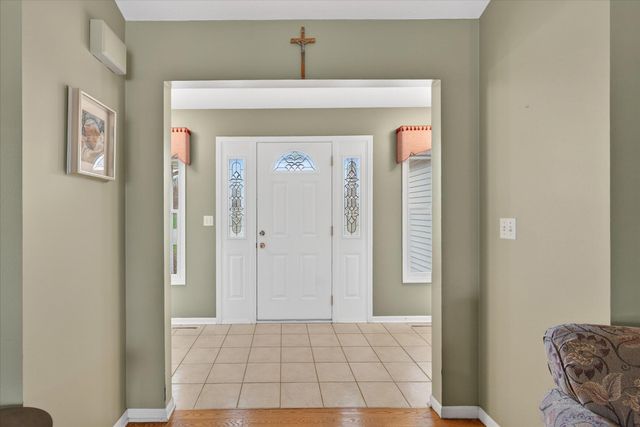 185 Hickory Hills, Marshall, MI 49068