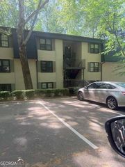 30 Arpege Way NW, Atlanta, GA 30327