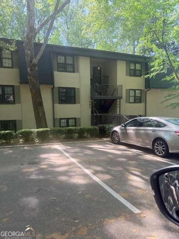 30 Arpege Way NW, Atlanta, GA 30327