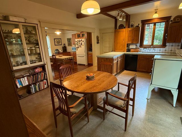 2221 McGee Ave, Berkeley, CA 94703