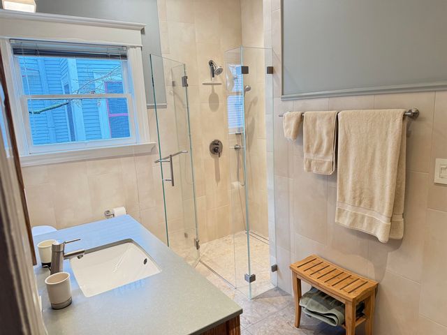 2221 McGee Ave, Berkeley, CA 94703